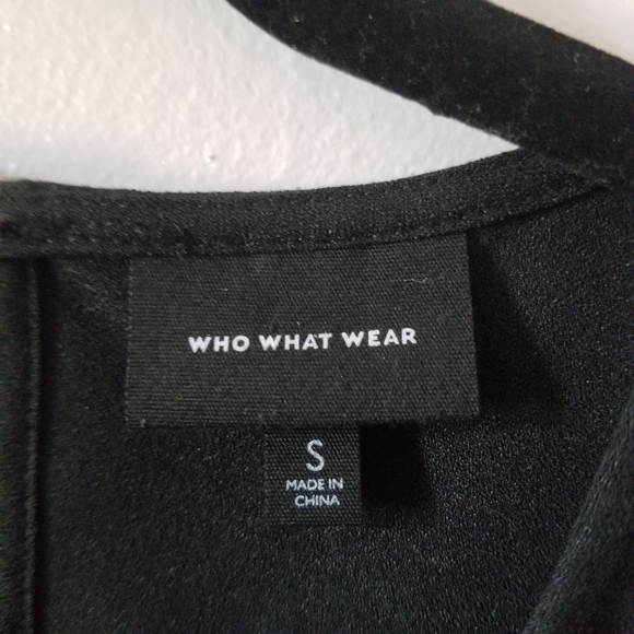 Who What Wear Black Peplum Sleeveless Top - Picture 2 of 5